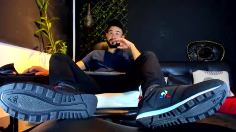 ALESSANDRO  WYE online show from 02-17-26, 02:41