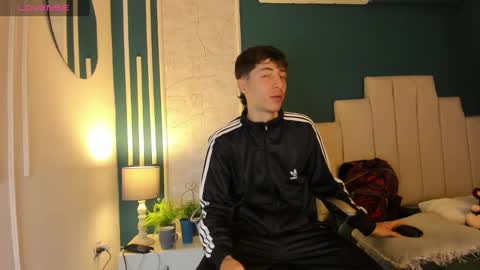 Alessandro Dybala online show from 02-08-25, 11:55