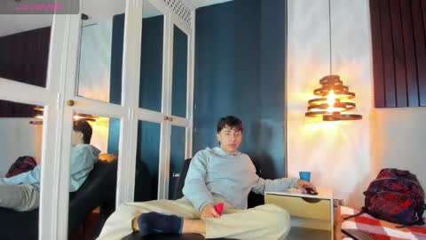 Alessandro Dybala online show from 02-23-25, 12:16