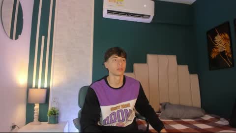 Alessandro Dybala online show from 09-11-25, 12:27