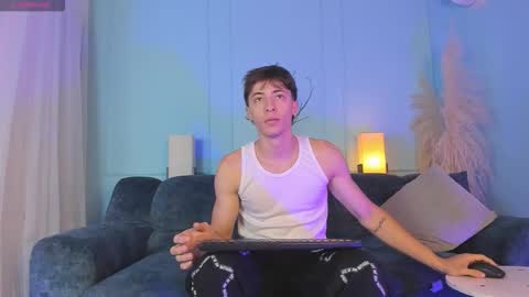 Alessandro Dybala online show from 11-29-25, 12:41