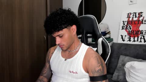 Alessandro Vanni online show from 09-11-25, 01:39