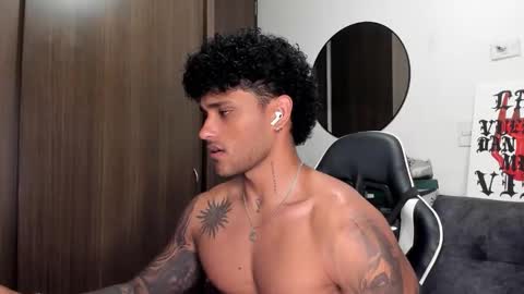 Alessandro Vanni online show from 09-22-25, 01:29