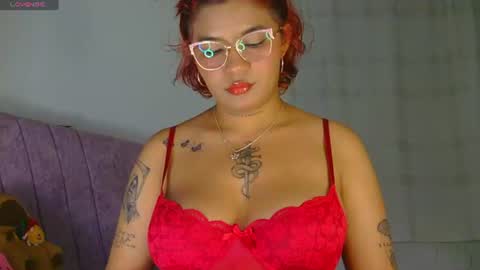 Snapshot of alessia_temptation chatting on 06-24-26, 08:02 alessia_temptation online show from 06-24-26, 08:02