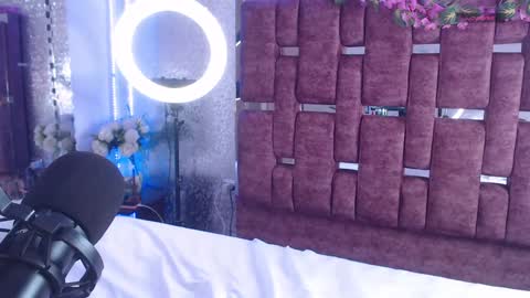 Alessia online show from 01-29-25, 08:46