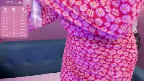 Snapshot of alessiia__ chatting on 02-15-26, 03:03 alessiia__ online show from 02-15-26, 03:03