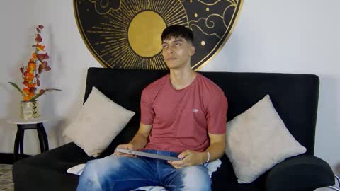 Snapshot of alessiovitale chatting on 11-15-25, 01:07 Alessio online show from 11-15-25, 01:07