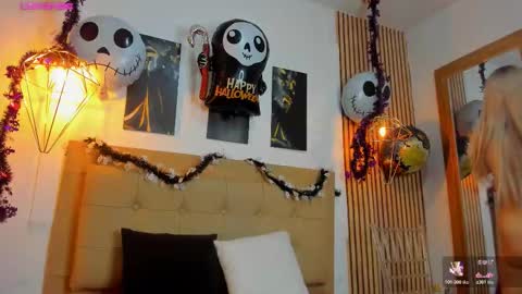 Aleszia online show from 10-27-25, 07:51