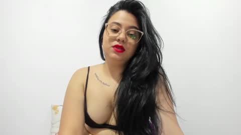 Snapshot of aleteacher chatting on 01-29-25, 07:04 Alejandra online show from 01-29-25, 07:04