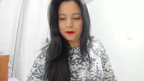 Snapshot of aleteacher chatting on 02-16-25, 08:33 Alejandra online show from 02-16-25, 08:33