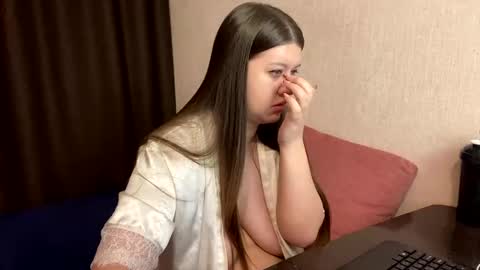 Aletta Oushen online show from 12-21-24, 11:45