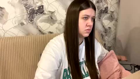 Aletta Oushen online show from 02-11-25, 07:05