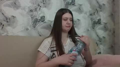 Aletta Oushen online show from 03-06-25, 01:14