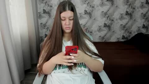 Snapshot of aletta_oushen chatting on 05-06-26, 07:13 Aletta Oushen online show from 05-06-26, 07:13