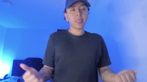 Snapshot of alex__montesco chatting on 12-16-25, 12:15 Alex online show from 12-16-25, 12:15