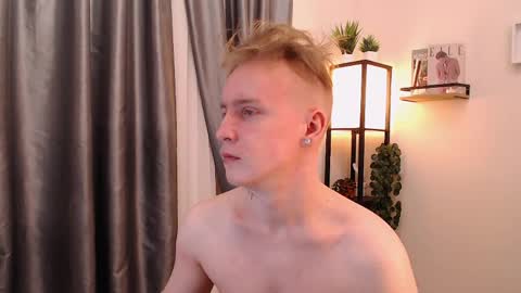 Snapshot of alex__sweet chatting on 05-03-26, 07:03 your Alex online show from 05-03-26, 07:03