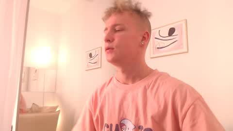 Snapshot of alex__sweet chatting on 05-09-26, 06:40 your Alex online show from 05-09-26, 06:40