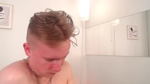 Snapshot of alex__sweet chatting on 05-10-26, 06:13 your Alex online show from 05-10-26, 06:13