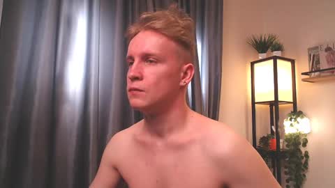 Snapshot of alex__sweet chatting on 05-15-26, 05:03 your Alex online show from 05-15-26, 05:03