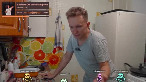 Snapshot of alex_amazing chatting on 11-28-25, 11:07 Alex Amazing online show from 11-28-25, 11:07