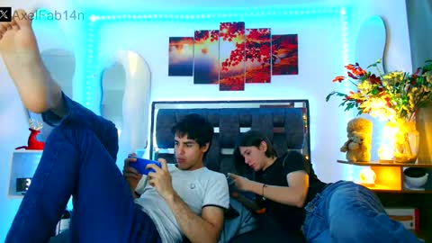 sneider online show from 01-10-25, 10:04