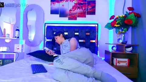 sneider online show from 01-25-25, 06:57