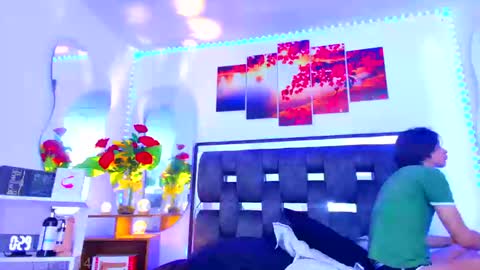 sneider online show from 09-19-25, 07:58