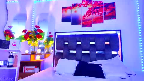 sneider online show from 09-30-25, 07:52