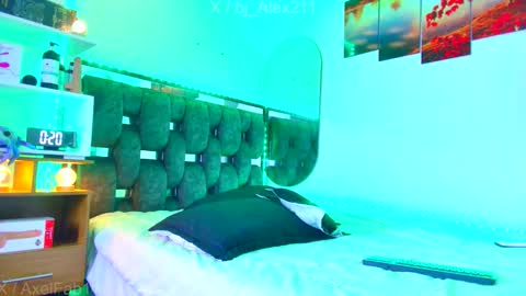 sneider online show from 11-07-25, 09:04