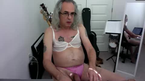 Snapshot of alex_boycd chatting on 11-03-25, 04:30 alex_boycd online show from 11-03-25, 04:30