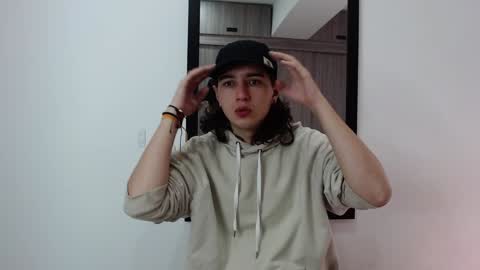 Snapshot of alex_connorr chatting on 02-08-25, 03:00 alex_connorr online show from 02-08-25, 03:00