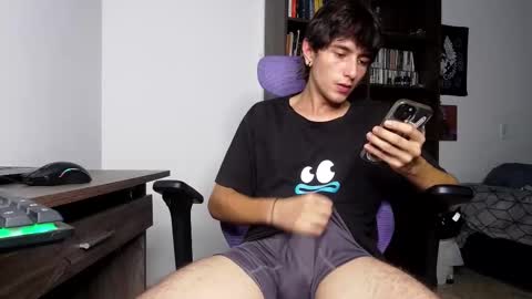 Snapshot of alex_connorr chatting on 11-06-25, 03:29 alex_connorr online show from 11-06-25, 03:29