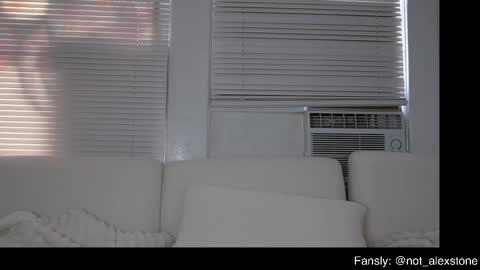 Snapshot of alex_islive chatting on 01-15-26, 08:12 Alex Stone online show from 01-15-26, 08:12