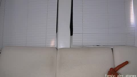 Snapshot of alex_islive chatting on 02-23-26, 07:33 Alex Stone online show from 02-23-26, 07:33