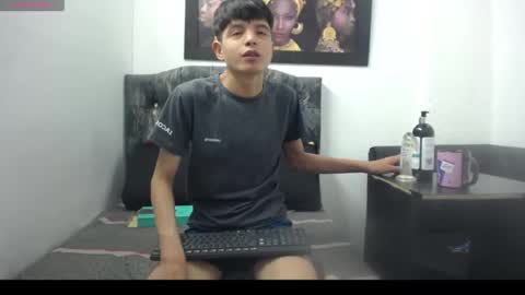 Snapshot of alex_it0 chatting on 05-15-26, 11:28 alex_it0 online show from 05-15-26, 11:28