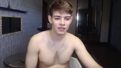 Snapshot of alex_man_01 chatting on 09-26-25, 07:01 Alex online show from 09-26-25, 07:01