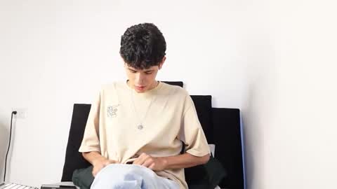 alex_mark_ online show from 10-28-25, 02:31