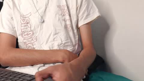 alex_mark_ online show from 02-11-26, 01:05