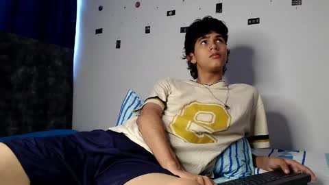 Snapshot of alex_mark_ chatting on 05-07-26, 05:18 alex_mark_ online show from 05-07-26, 05:18