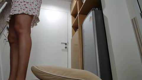 Nicha online show from 10-24-25, 02:41