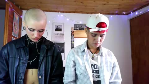 Alex online show from 02-01-25, 06:51