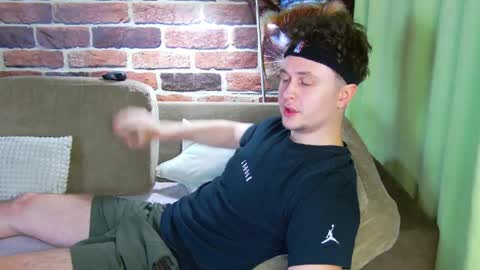 Alex online show from 05-15-26, 10:33