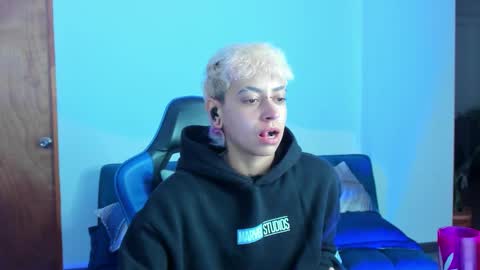 Residente0xxx online show from 11-15-25, 12:13