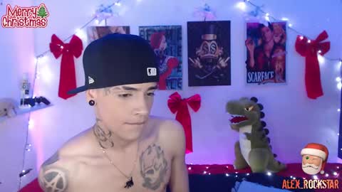 Snapshot of alex_rockstar chatting on 12-21-24, 08:43 online show from 12-21-24, 08:43