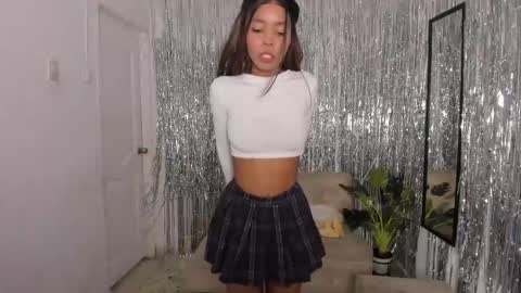 Snapshot of alex_saeli chatting on 01-05-26, 06:33 alexis online show from 01-05-26, 06:33