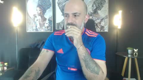 Alex Saints online show from 05-25-26, 10:54