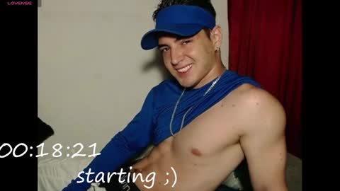 Snapshot of alex_smith0 chatting on 01-23-25, 12:46 online show from 01-23-25, 12:46