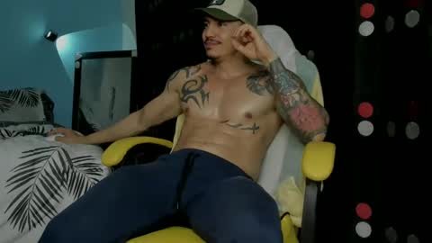 Snapshot of alex_sthorm chatting on 09-19-25, 01:51 alex_sthorm online show from 09-19-25, 01:51