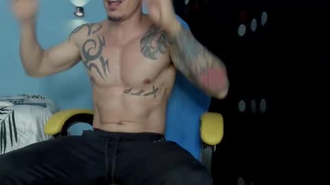 Snapshot of alex_sthorm chatting on 11-11-25, 03:39 alex_sthorm online show from 11-11-25, 03:39