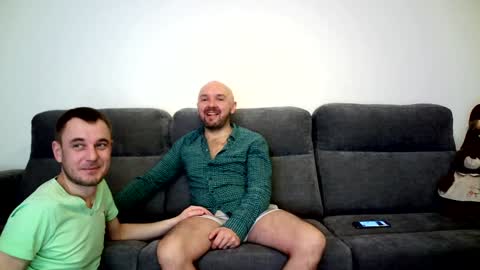 Snapshot of alex_tobey chatting on 12-30-24, 03:25 Alex and Tobey online show from 12-30-24, 03:25